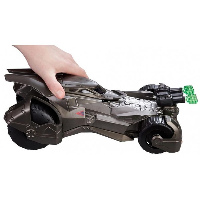 batman_superman_batmovel_1 batman_superman_batmovel_1