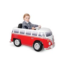 kombi-eletrica-bandeirante-com-crianca